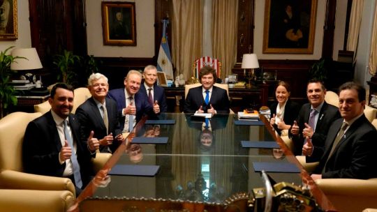 Fallo por YPF: Milei felicitó al equipo legal que le quitó presión a las cuentas públicas