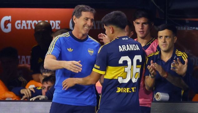Claudio Úbeda dirigiendo a Boca Juniors