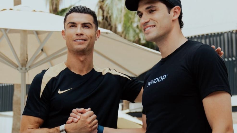Cristiano Ronaldo invierte en WHOOP: el futuro de la salud IA y los wearables