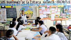 04_04_2026_aula_escuela_cedoc_g