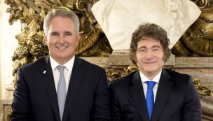 El canciller Pablo Quirno junto al presidente Javier Milei