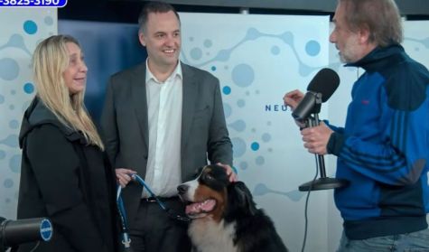 Tronco con Karina Milei y Adorni