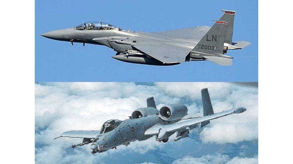 04_04_2026_f15_a10_thunderbolt_cedoc_g