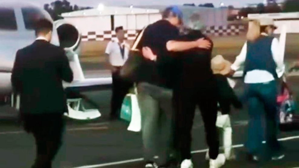 040426_adorni_avion_grandio_capturapantalla_g