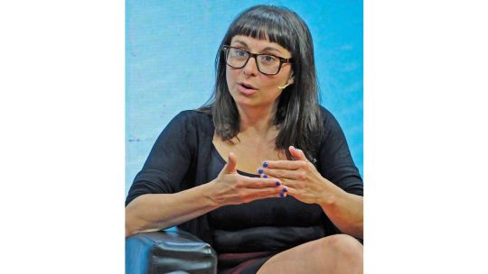 Cecilia Rikap: “Democracia no es usar todos la misma aplicación”