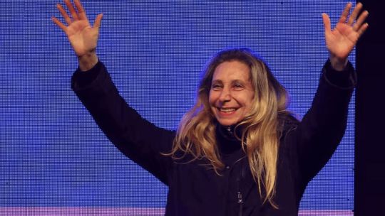 La Secretaría General de Presidencia aumentó sus fondos un 141% y mantiene en reserva los consumos de tarjetas corporativas