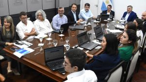 El equipo económico provincial junto al secretario de Hacienda del Ministerio de Economía de la Nación