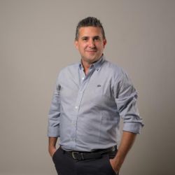 Fernando Spatula: el consultor que une finanzas, gestión y liderazgo para transformar pymes | Foto:CONTENTNOTICIAS