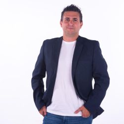 Fernando Spatula: el consultor que une finanzas, gestión y liderazgo para transformar pymes | Foto:CONTENTNOTICIAS