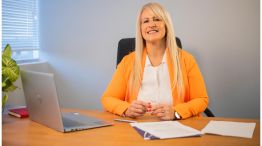 EL DESAFÍO PENDIENTE: ABRIL INVITA A REFLEXIONAR SOBRE EL VERDADERO IMPACTO DE LA CARGA TRIBUTARIA EN ARGENTINA