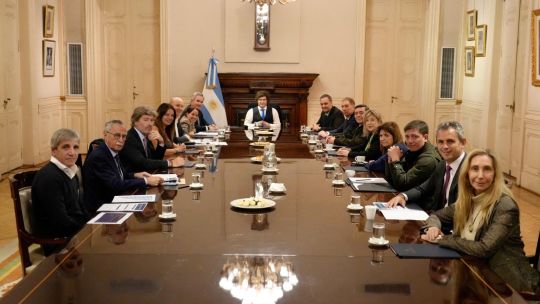 Efecto Adorni: las caras largas en la reunión de Gabinete en Casa Rosada