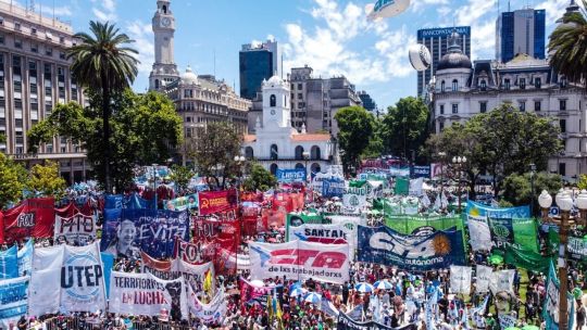 La CGT y la iglesia se movilizarían en Plaza de Mayo