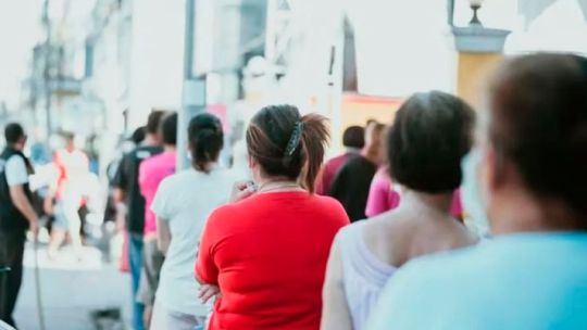 Bajos ingresos: 4 de cada 10 argentinos buscan un segundo trabajo para llegar a fin de mes