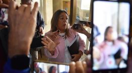 Adriana Mónica Nechevenko de Schuster - Escribana de Adorni