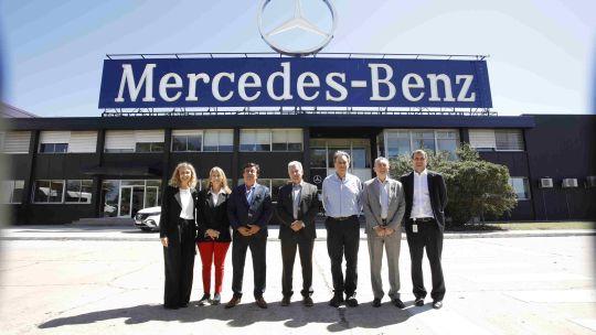 Fernando Espinoza: “El país va a salir adelante con más educación y generación de trabajo”