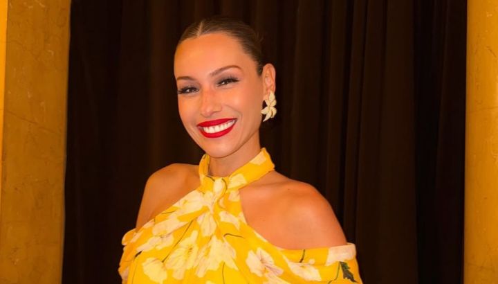 Pampita reveló sus trucos infalibles para sacarse las fotos perfectas 