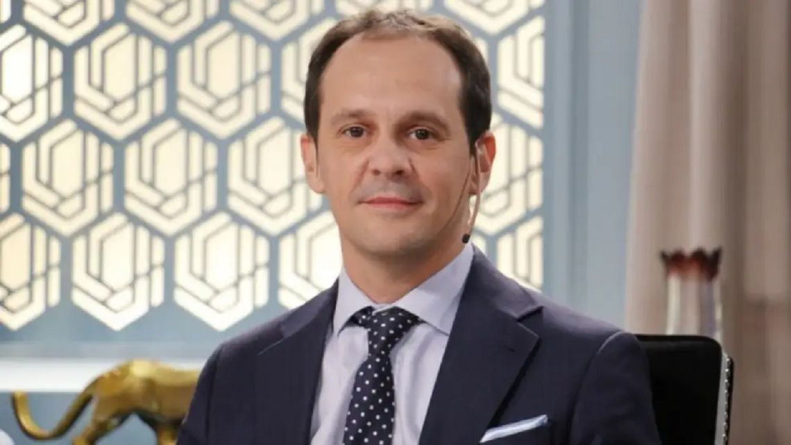 Dolarización en Argentina: Spotorno advierte sobre desafíos