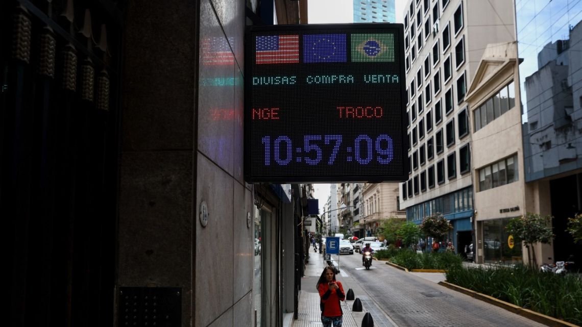 A currency exchange house in Buenos Aires.