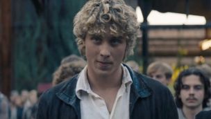 Joseph Zada como Haymitch Abernathy