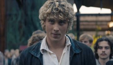 Joseph Zada como Haymitch Abernathy