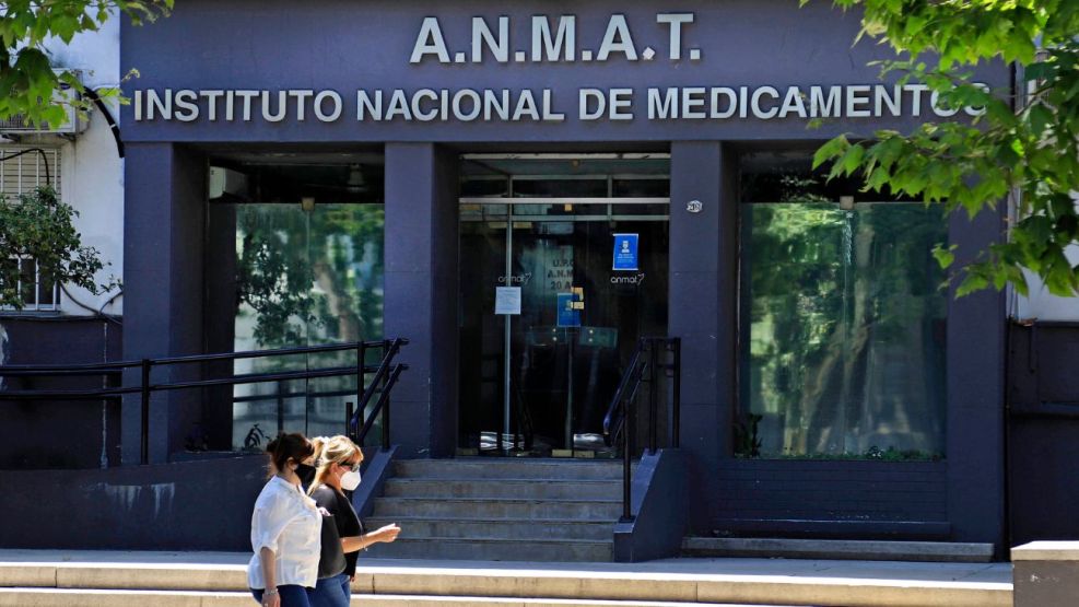La Administración Nacional de Medicamentos, Alimentos y Tecnología Médica (ANMAT)