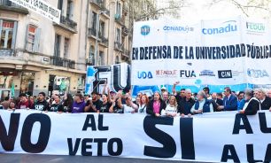 120426_marcha_universidad_publica_cuarterolo_g