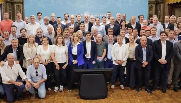 120426_kicillof_intendentes_cedoc_g