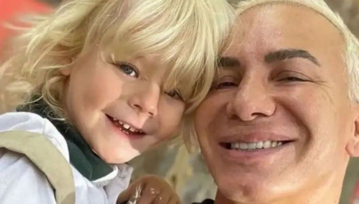 Flavio Mendoza festejó el cumpleaños de su hijo Dionisio con una divertida temática retro: “Los príncipes azules existen”