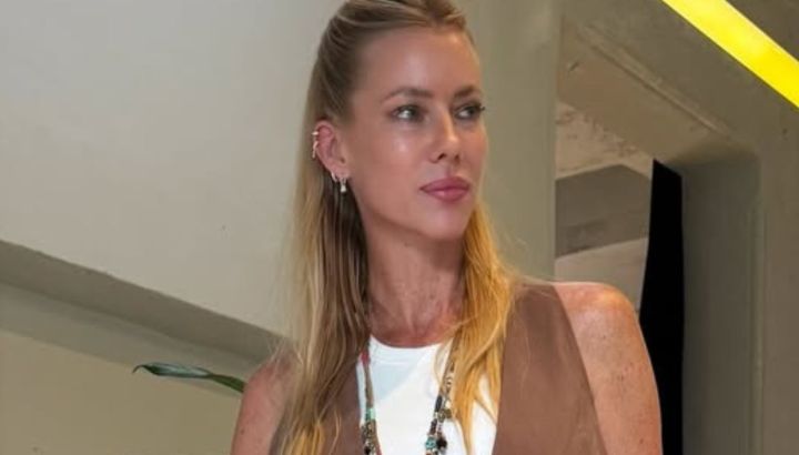 El regreso de los 70: Nicole Neumann rescató la tendencia más arriesgada de la década y demostró cómo llevarla en pleno 2026