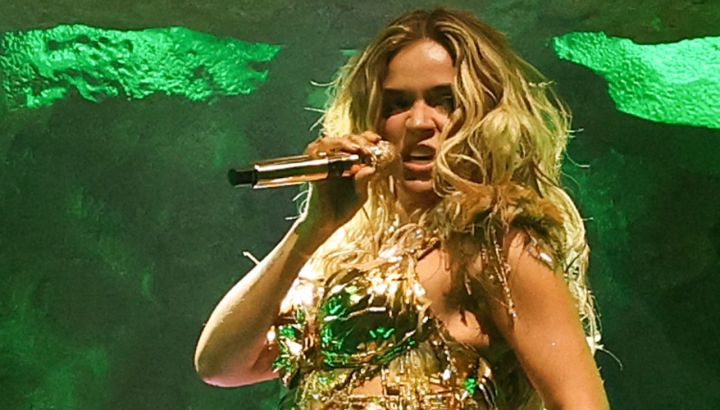 Karol G se convirtió en la primera latina en encabezar Coachella: "No sientan miedo, sientan orgullo"
