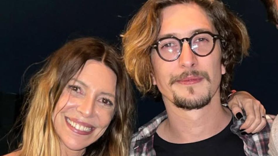 Mónica Ayos y su hijo Federico