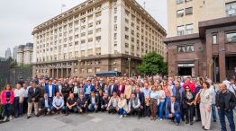 Intendentes de todo el país fueron a reclamarle a Caputo