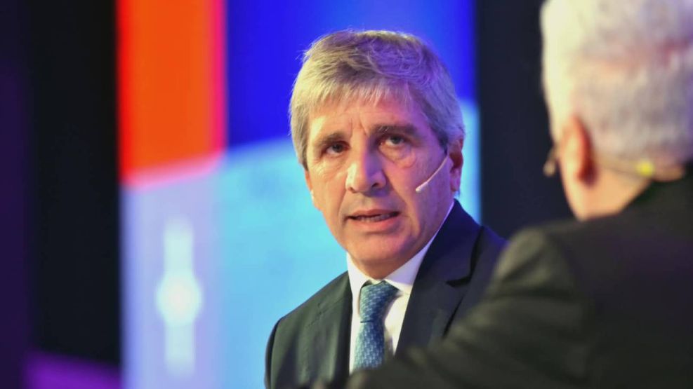 Luis Caputo en AmCham Summit 2026 14042026