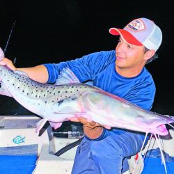 Todo a punto para una semana donde el Paraná manda y más de 1.200 embarcaciones salen a buscar el ejemplar más grande, con esa mezcla rara de adrenalina y amistad que sólo se vive acá.