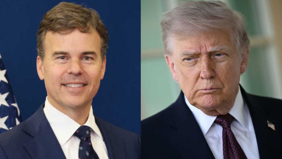 Donald Trump y John M. Barrett 20260415