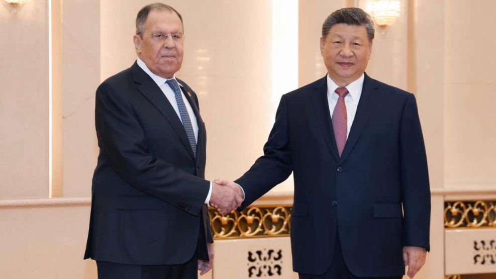 Serguéi Lavrov y  Xi Jinping 20260415