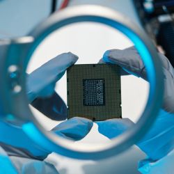 Un mercado vulnerable: el de los chips | Foto:Diego Madeo