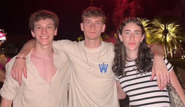 Teo, Juan y Miranda, los hijos de Federico D’Elía 