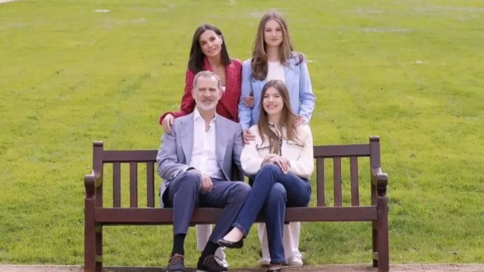 Reina Letizia, Rey Felipe VI, Princesa Leonor, Infanta Sofía