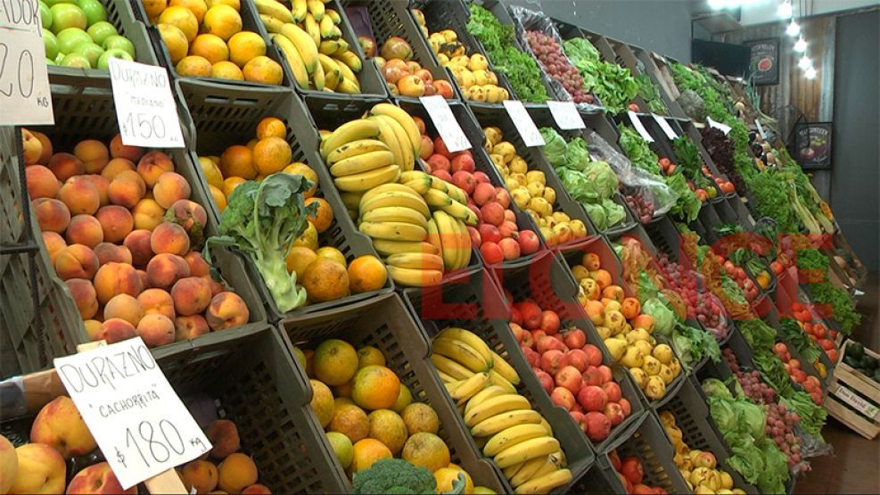 Verdulerías reconvertidas en supermercados. 