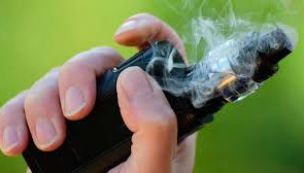 El vapeo aumenta los riesgos para la salud.