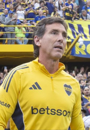 Claudio Úbeda enfrentando a River Plate