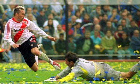 Eduardo Coudet enfrentando a Boca Juniors