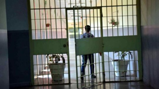 Corrupción en el penal de Bouwer: una "empresa" de estafas funcionaba bajo un cogobierno carcelario