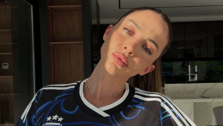 Caro Calvagni mostró el gimnasio que tiene en su casa: diseño, luz natural y menos máquinas