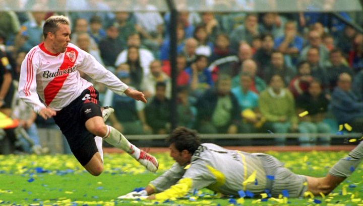 Eduardo Coudet enfrentando a Boca Juniors