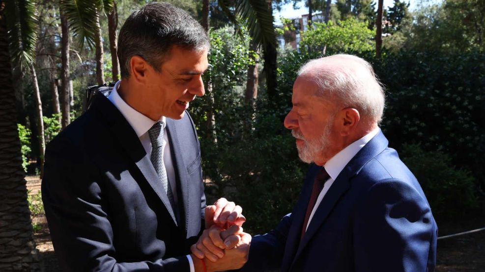 Lula y Pedro Sánchez en Barcelona