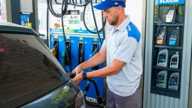 Un país productor de petróleo que paga como si importara