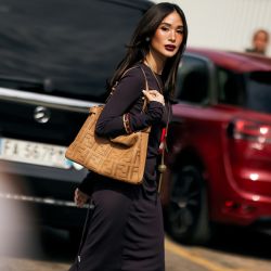 Vestidos de manga larga. 