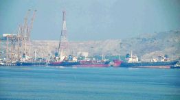 19_04_2026_buque_petrolero_ormuz_cedoc_g